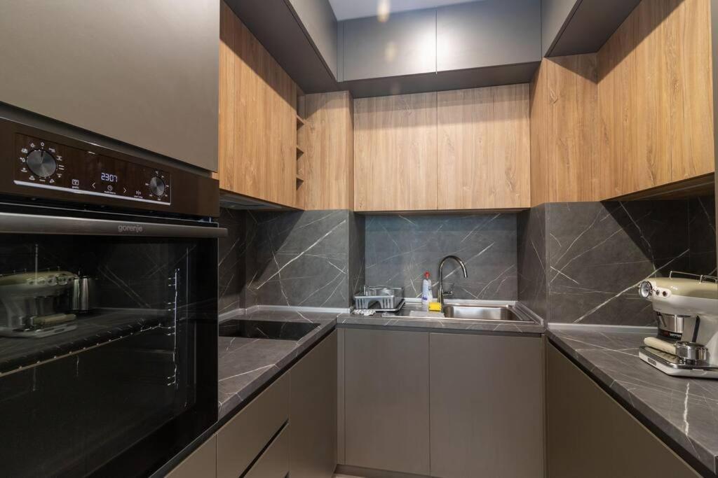 Georgi'S 1 Bedroom Quiet Apartment With Garage Sofia Exterior photo